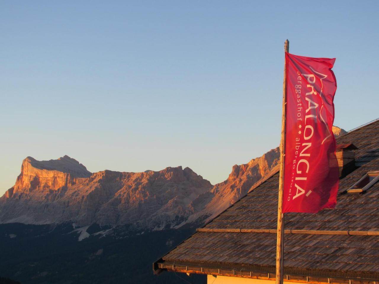 Rifugio Alpino Pralongia Villa Corvara In Badia Exterior photo